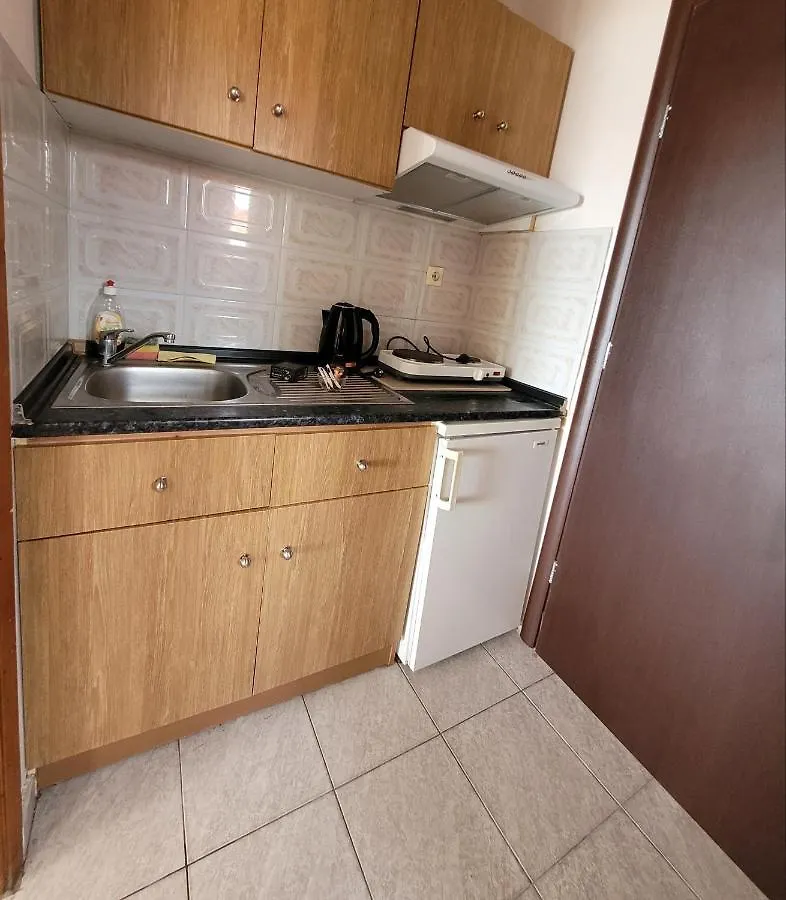 Evi'S Seasons Apartment Sarti